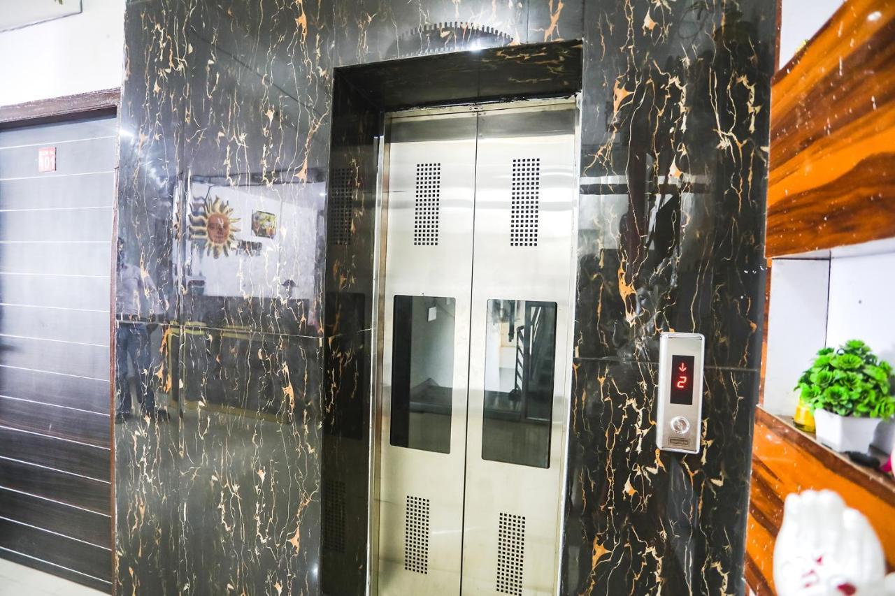 Fabexpress Umbrella Hotel Danapur Exterior photo